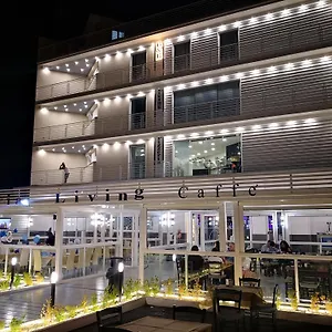 Hotel Living, Casoria